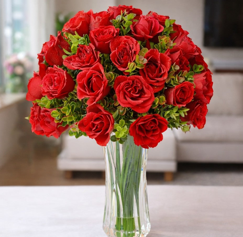 Elegant Red Rose Bouquet in Vase